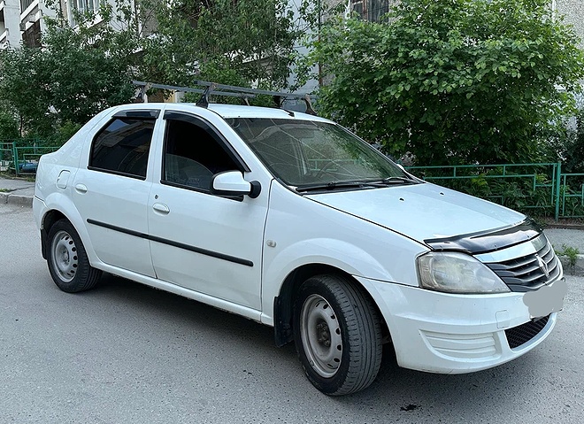 Поехал на 11-летнем Логане деда на оценку в трейд-ин. Сколько мне дали за 