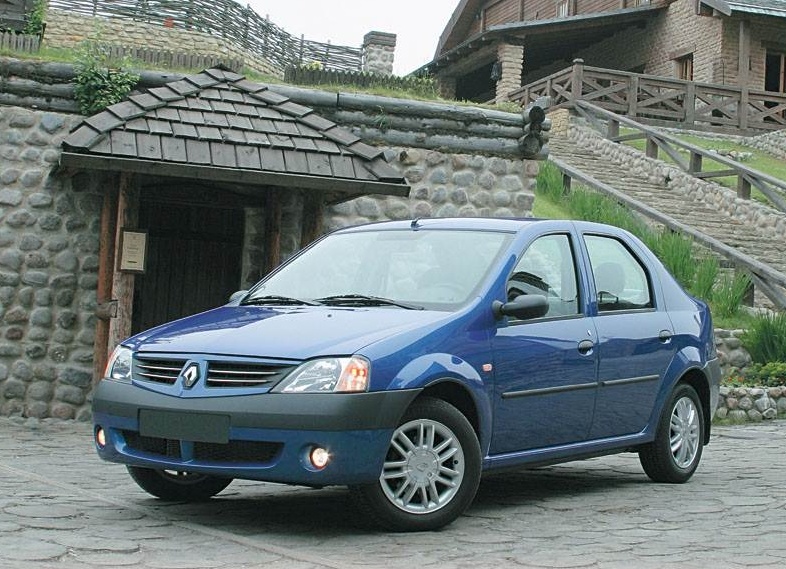 Коротко о Renault Logan (1 поколение и рестайлинг ) .