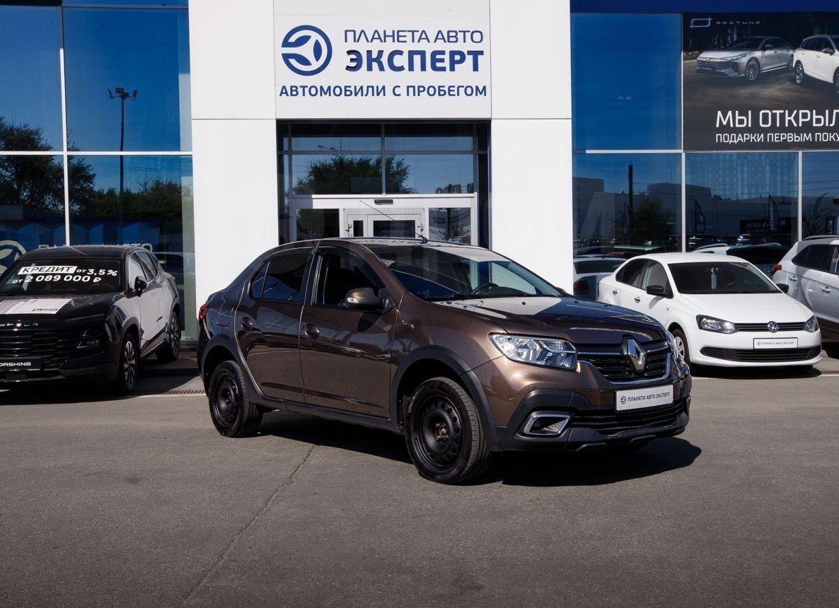 Автоподбор: Renault Logan Stepway, 2019 г.в. с минимальным пробегом и без вложений за 1.436 млн. рублей.